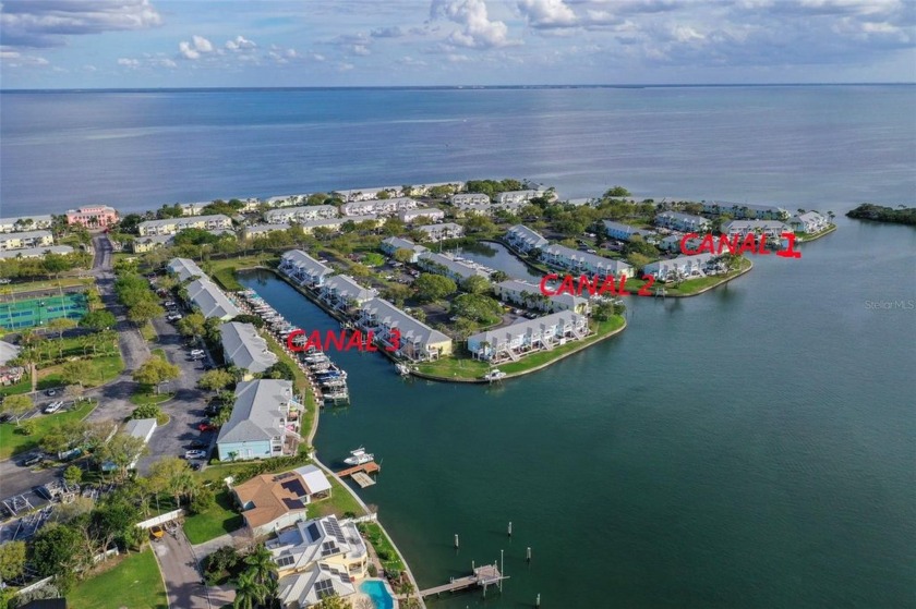 New 10,000 lb lift never used. Located of Starfish Dr SE. MUST - Beach Lot for sale in St. Petersburg, Florida on Beachhouse.com