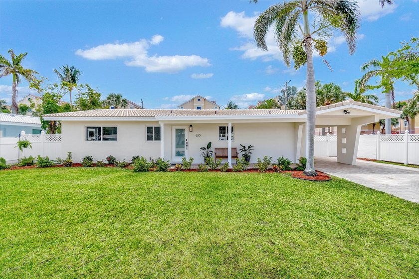 No HOA. Fully renovated single family home in an enclave in the - Beach Home for sale in Boynton Beach, Florida on Beachhouse.com