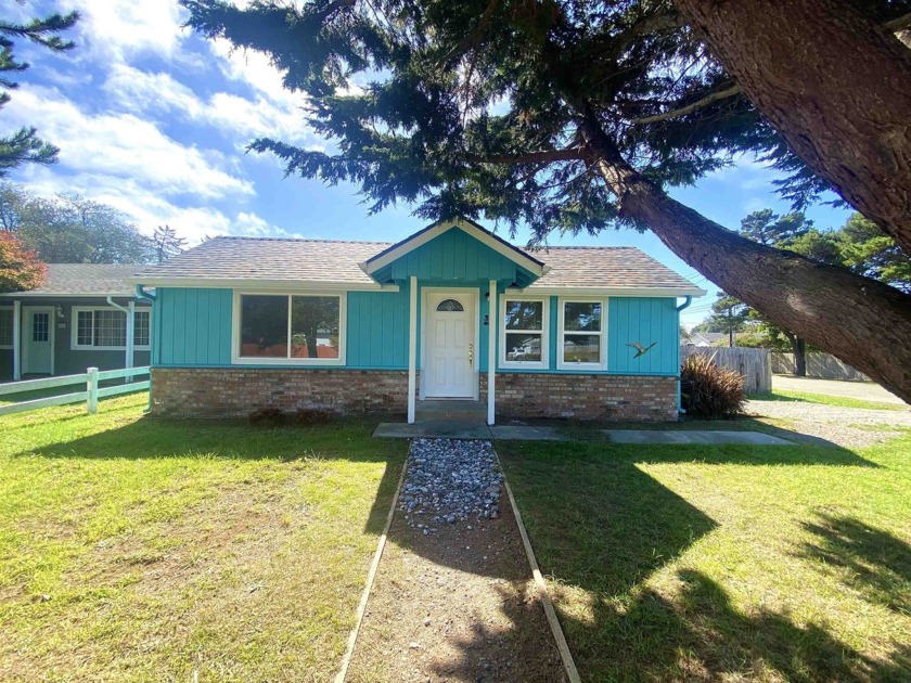 This newly remodeled 3-bedroom, 1-bath home exudes warmth and - Beach Home for sale in Crescent City, California on Beachhouse.com