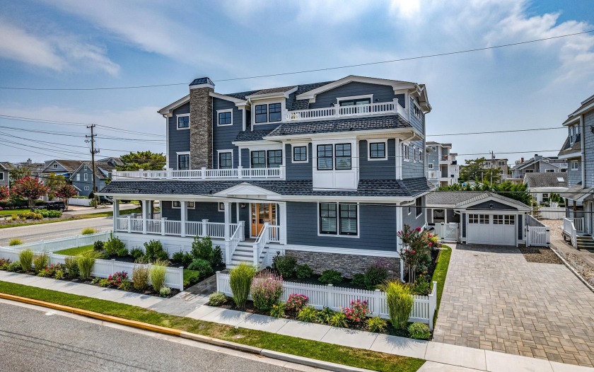 Perfectly positioned just seven houses from expansive, pristine - Beach Home for sale in Avalon, New Jersey on Beachhouse.com