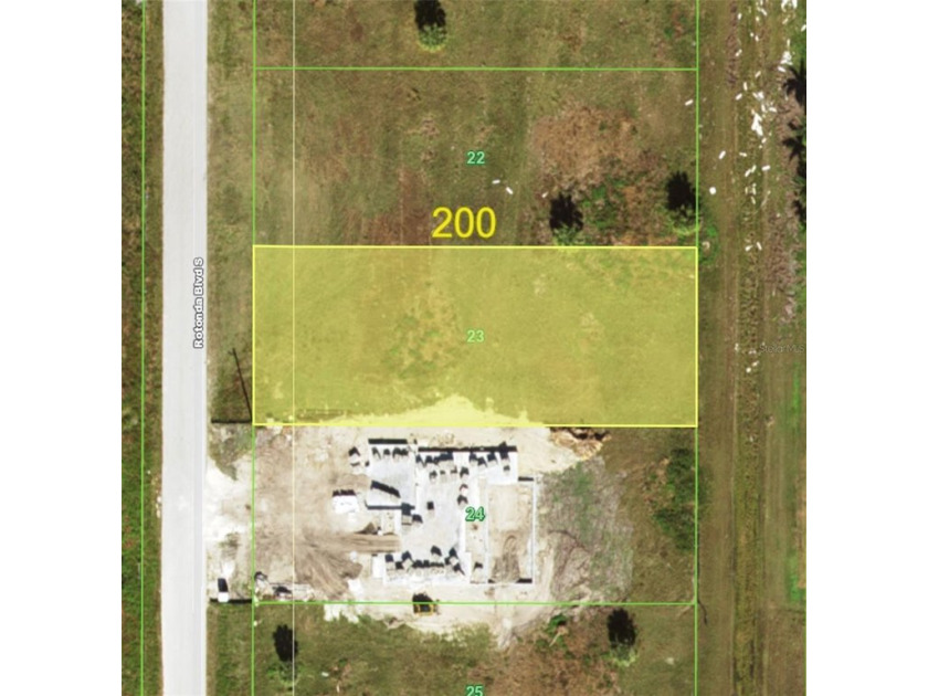 Discover the perfect spot to build your dream home in the Pine - Beach Lot for sale in Rotonda West, Florida on Beachhouse.com