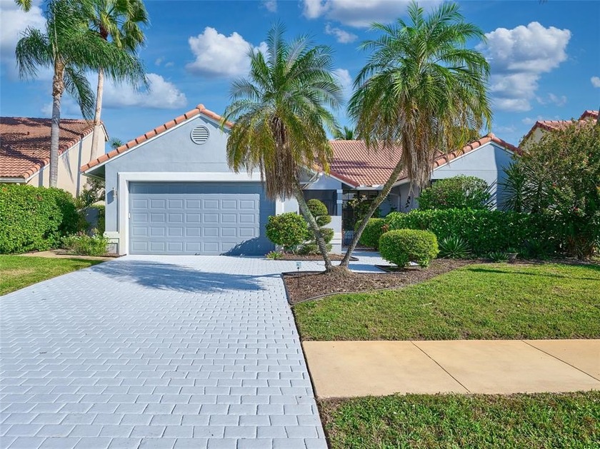Welcome to this stunning home offering exceptional golf course - Beach Home for sale in Boca Raton, Florida on Beachhouse.com