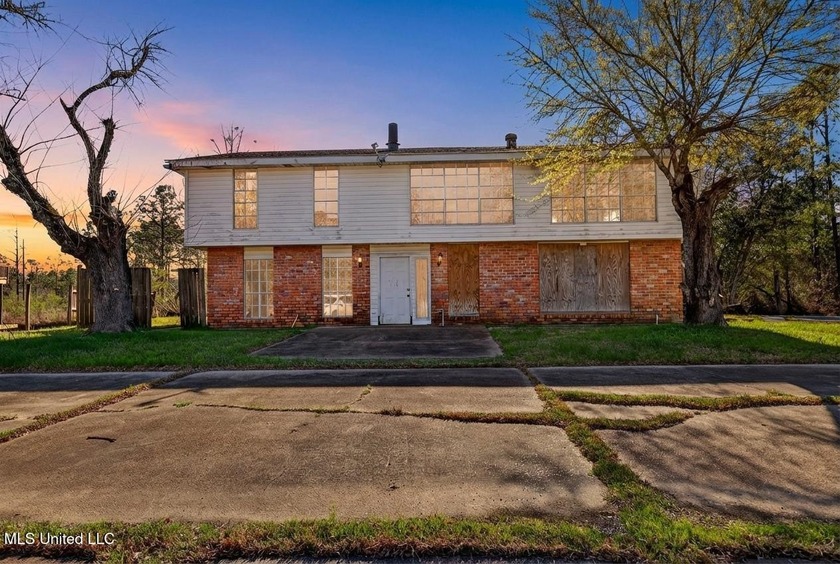 This is the waterfront opportunity you have been waiting for - Beach Home for sale in Bay Saint Louis, Mississippi on Beachhouse.com