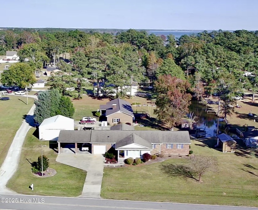 Don't miss out on this opportunity to own a stunning 4 bedroom - Beach Home for sale in Belhaven, North Carolina on Beachhouse.com