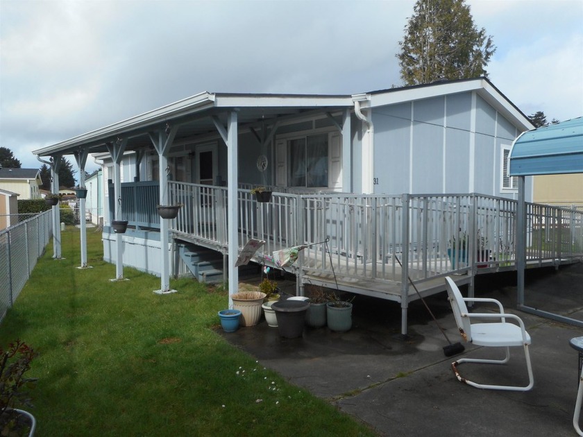 3 bedroom 2 bath in one of the most desirable Senior MH parks - Beach Home for sale in Crescent City, California on Beachhouse.com