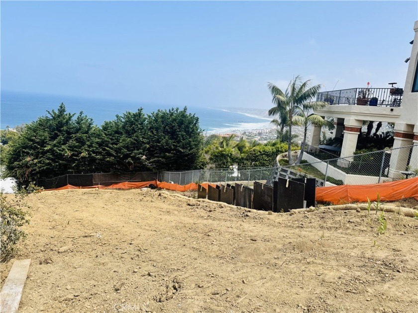 Welcome to one of La Jolla's last remaining premier unobstructed - Beach Lot for sale in La Jolla, California on Beachhouse.com