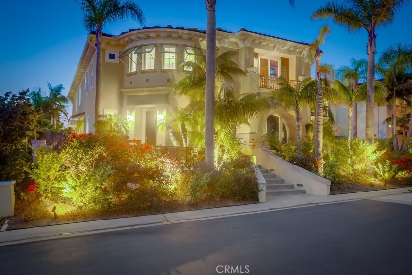 This gorgeous, upgraded 5001sf ocean view home in the exclusive - Beach Home for sale in Encinitas, California on Beachhouse.com