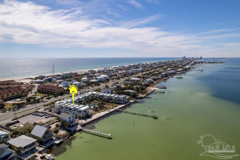 Introducing a beautifully renovated townhouse in Bahia Paz on - Beach Home for sale in Pensacola Beach, Florida on Beachhouse.com