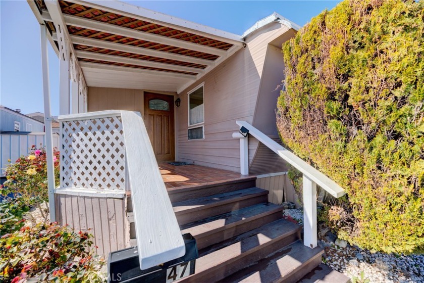 This is a rare gem of a property in a resident owned, 55+Senior - Beach Home for sale in Gardena, California on Beachhouse.com