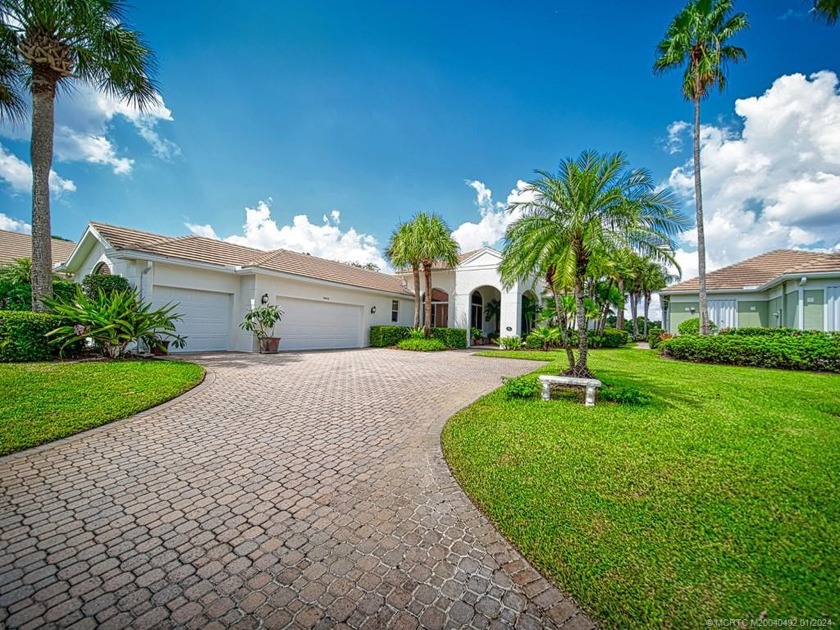 Monarch County Club's *SIGNATURE LOCATION* gated community. This - Beach Home for sale in Palm City, Florida on Beachhouse.com
