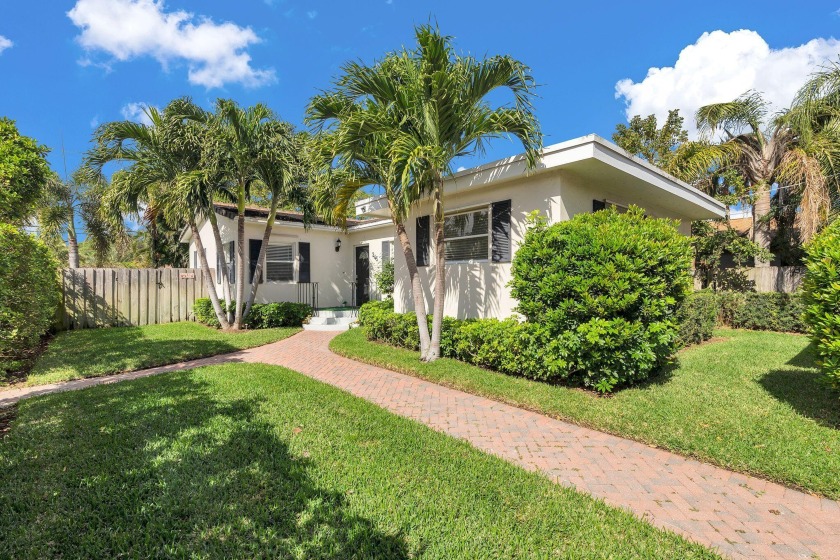 Fantastic opportunity to live east of South Olive Avenue in - Beach Home for sale in West Palm Beach, Florida on Beachhouse.com