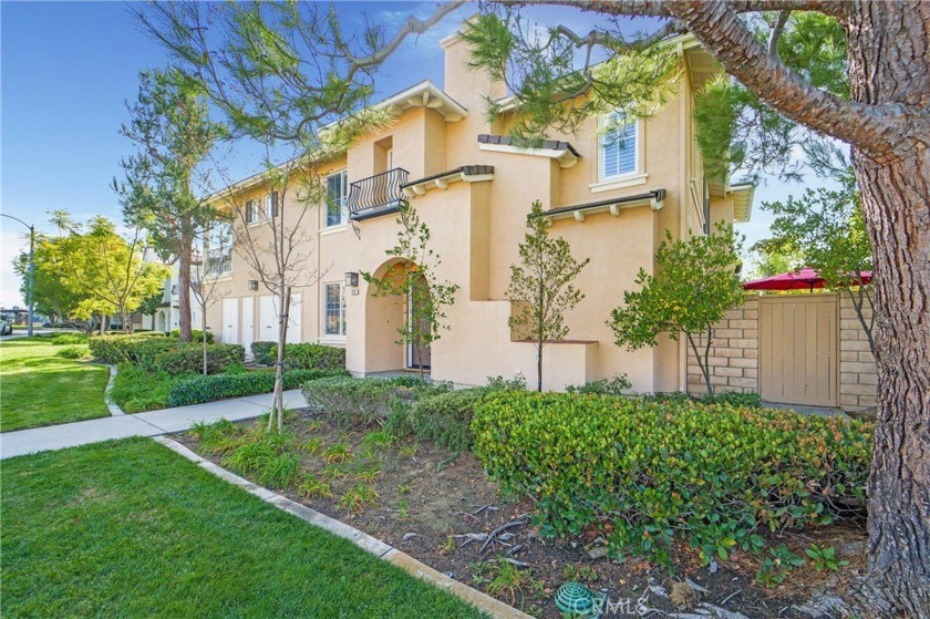 Discover this stunning corner lot townhome nestled in the highly - Beach Townhome/Townhouse for sale in Mission Viejo, California on Beachhouse.com