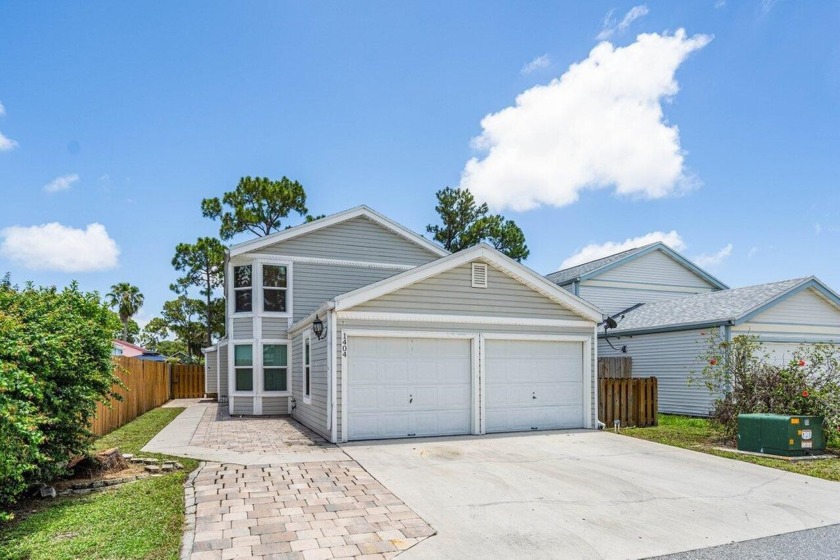 NEW ROOF, IMPACT WINDOWS, NEW A/C!!  OPEN CONCEPT Charming - Beach Home for sale in West Palm Beach, Florida on Beachhouse.com