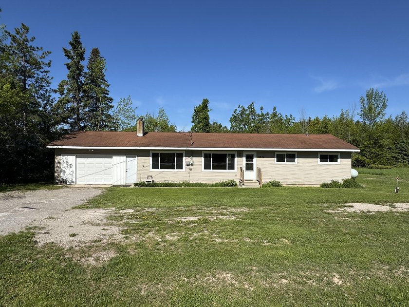 Move right into this ranch style 3-bedroom, 1-bath home set on - Beach Home for sale in Alpena, Michigan on Beachhouse.com