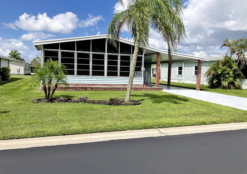 This New listing is ready to move in. The home has 2 Bedrooms - Beach Home for sale in Bonita Springs, Florida on Beachhouse.com