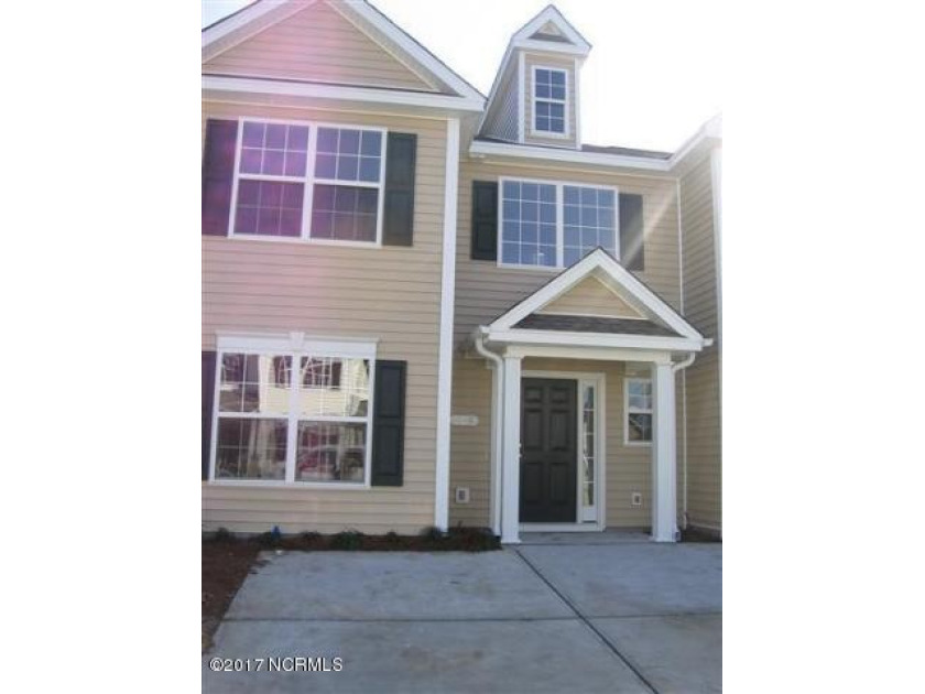 Lovely, 3 bedroom, 3 &1/2 bath town home in the popular - Beach Townhome/Townhouse for sale in Carolina Shores, North Carolina on Beachhouse.com