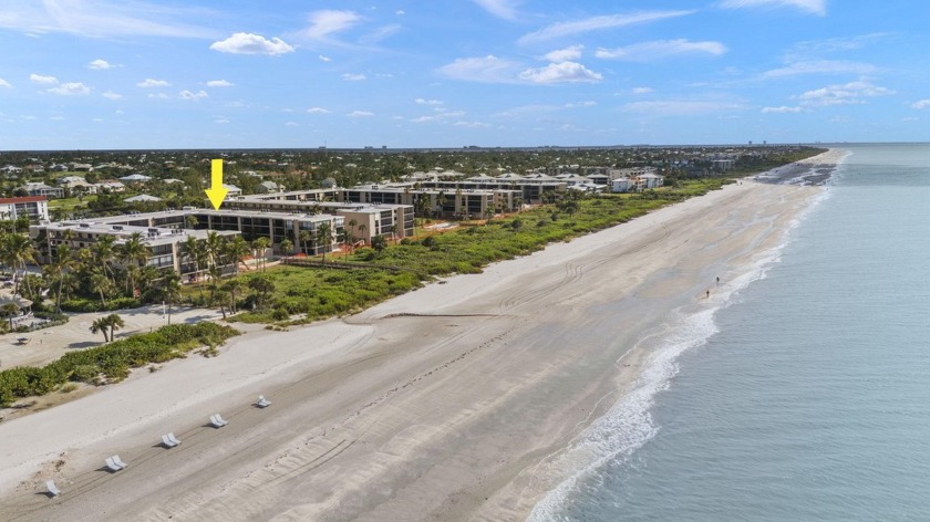 Beautifully remodeled corner unit in *Sundial East*. Offering 2 - Beach Condo for sale in Sanibel, Florida on Beachhouse.com