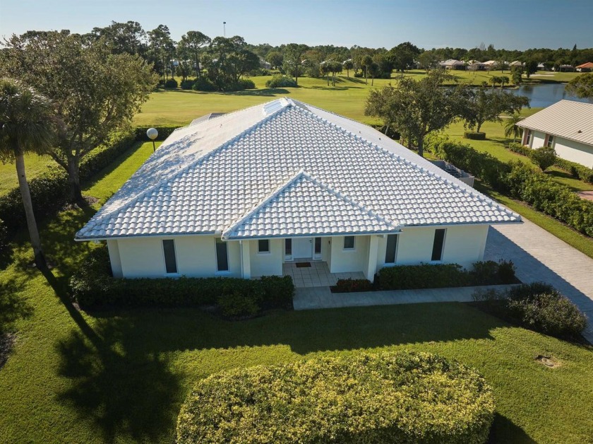 Florida living at its best. Stunning 4 bedroom, 5 bathroom 3,852 - Beach Home for sale in Fort Pierce, Florida on Beachhouse.com