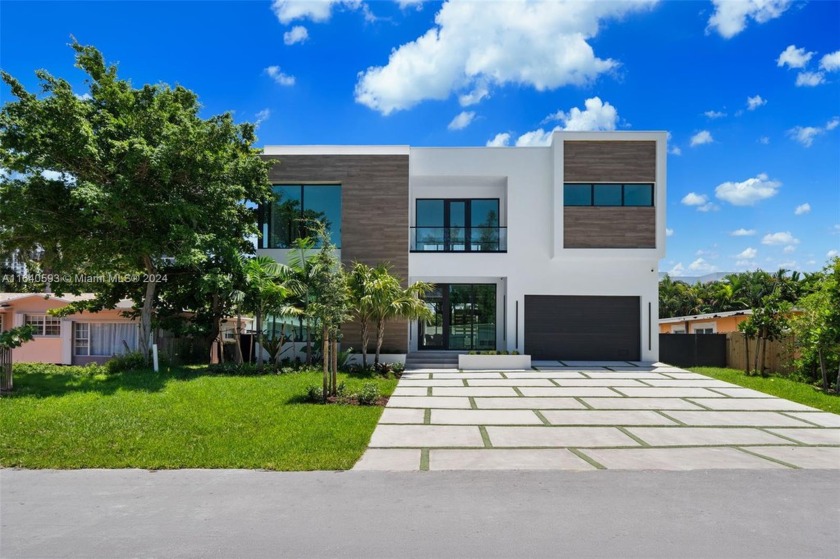 Discover modern luxury in this 5-bed, 5.5-bath gem, where - Beach Home for sale in Sunny Isles Beach, Florida on Beachhouse.com