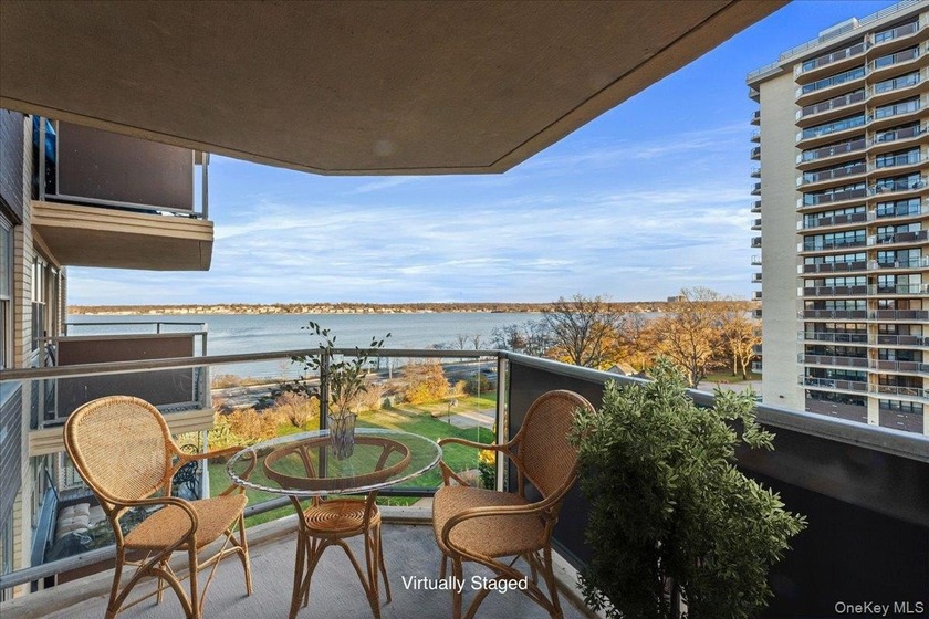 Discover exceptional living at the pet-friendly Americana at the - Beach Home for sale in Bayside, New York on Beachhouse.com