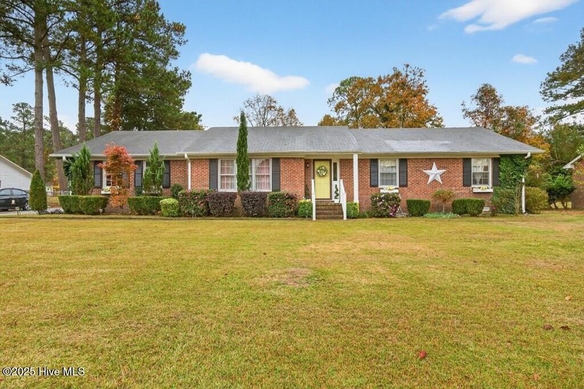 Welcome to this beautifully updated brick ranch in the Cypress - Beach Home for sale in New Bern, North Carolina on Beachhouse.com