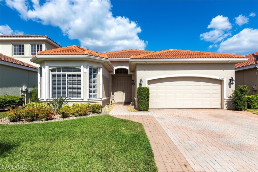 Luxury Living Redefined - Exquisitely Upgraded 3-Bedroom, 2 bath - Beach Home for sale in Fort Myers, Florida on Beachhouse.com
