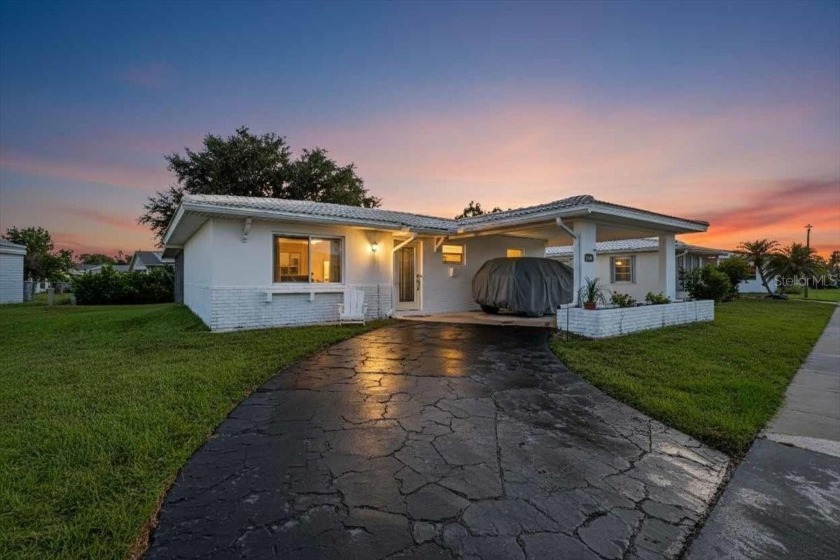 This single-family residence has been extensively renovated and - Beach Home for sale in North Port, Florida on Beachhouse.com