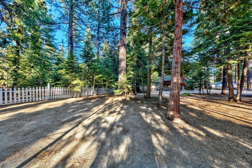 With very few vacant lots left in the Tahoe Basin, it's rare to - Beach Lot for sale in South Lake Tahoe, California on Beachhouse.com