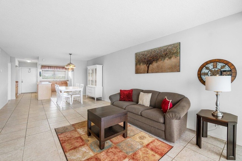Move-In Ready Top-Floor Condo in a Premier Waterfront Community! - Beach Condo for sale in Boynton Beach, Florida on Beachhouse.com