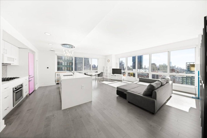 The Largest Two Bedroom Line In The Building.  Welcome to - Beach Condo for sale in New York, New York on Beachhouse.com