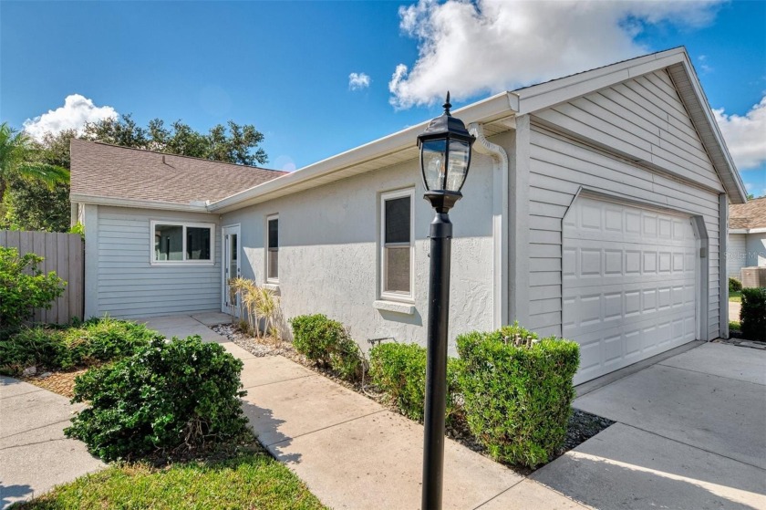 Fantastic opportunity with this beautifully maintained 2-bedroom - Beach Home for sale in Venice, Florida on Beachhouse.com