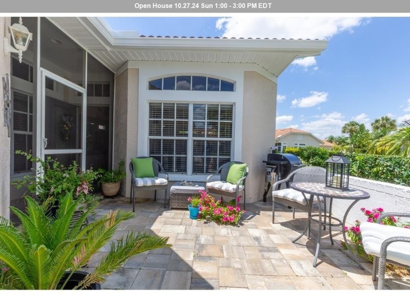 Presenting a charming 2-bedroom, 2-bath villa emphasizing a - Beach Home for sale in Fort Myers, Florida on Beachhouse.com