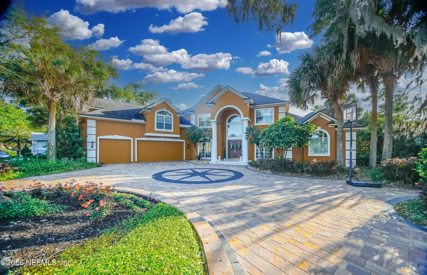Dazzling waterfront estate in Queen's Harbour, Entertainer's - Beach Home for sale in Jacksonville, Florida on Beachhouse.com