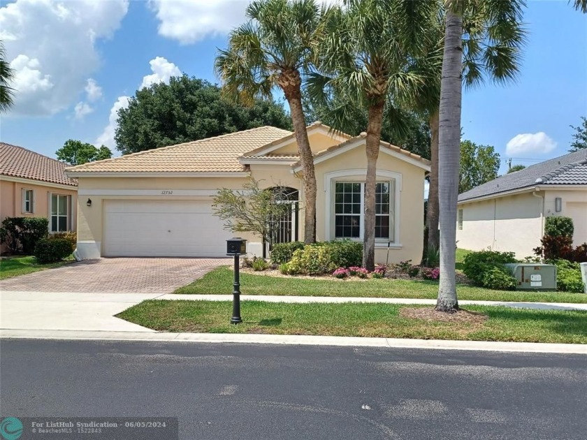 WOW! SPECTACULAR  HOME IN THE RESORT STYLE COMMUNITY OF CORAL - Beach Home for sale in Boynton Beach, Florida on Beachhouse.com