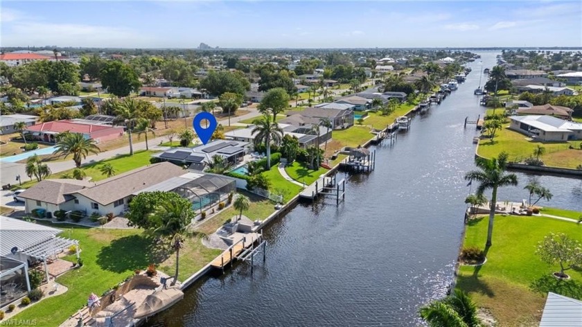 LUXURY LIVING on the LIDO CANAL... Welcome to 1626 SE 28th Ave - Beach Home for sale in Cape Coral, Florida on Beachhouse.com