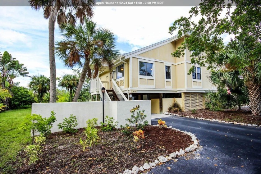 Just bring your suitcase and start enjoying the island lifestyle - Beach Home for sale in Sanibel, Florida on Beachhouse.com