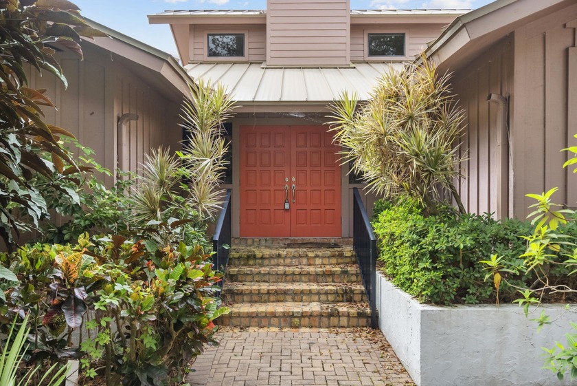 This 3-bedroom, 3-bathroom home offers plenty of space and - Beach Home for sale in Stuart, Florida on Beachhouse.com