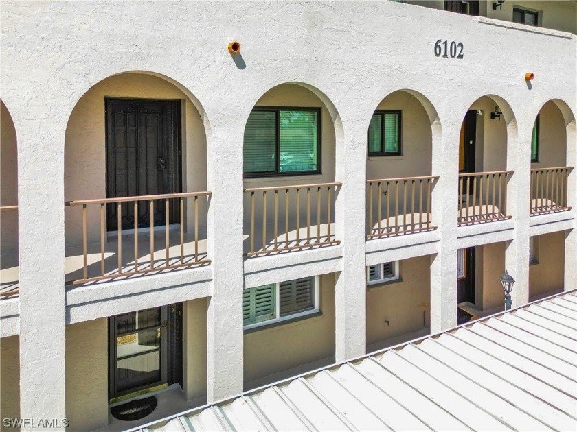 This beautiful freshly painted Whiskey Creek Condominium is - Beach Condo for sale in Fort Myers, Florida on Beachhouse.com