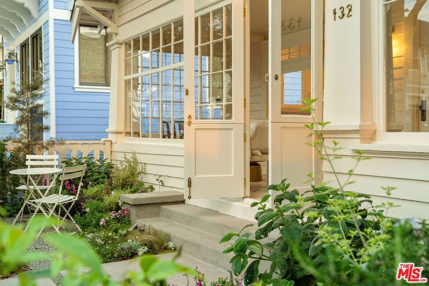 Imagine starting the year with a home that feels like a fresh - Beach Home for sale in Santa Monica, California on Beachhouse.com