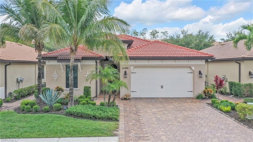 Welcome to your dream home in North Naples! Located in the gated - Beach Home for sale in Naples, Florida on Beachhouse.com