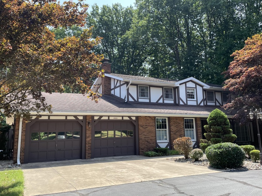 Beautiful 3 Bedroom 3 Bath Home in the Heart of Southwest - Beach Home for sale in Stevensville, Michigan on Beachhouse.com