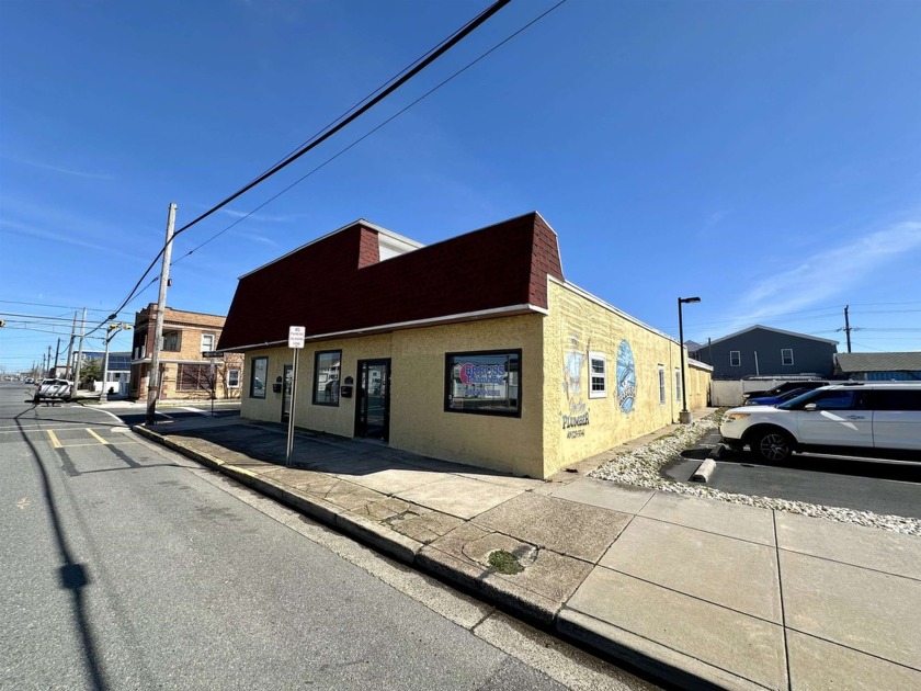 Investor alert! This incredible income-producing property has so - Beach Commercial for sale in Wildwood, New Jersey on Beachhouse.com