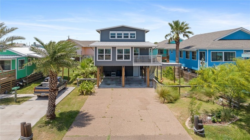 Short Walk to downtown where all the Action is and water and - Beach Home for sale in Rockport, Texas on Beachhouse.com