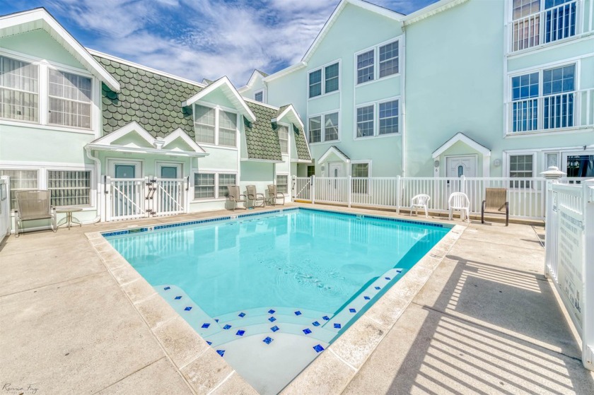 LOCATION....LOTS OF SPACE...AND A SWIMMING POOL!  This Turn-Key - Beach Townhome/Townhouse for sale in Wildwood, New Jersey on Beachhouse.com