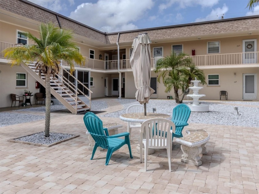 Discover this beautifully renovated Venice Island condo - Beach Condo for sale in Venice, Florida on Beachhouse.com