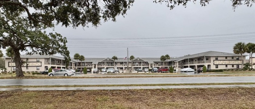 Very nice second floor condo with no one above you. 1040 square - Beach Condo for sale in Spring Hill, Florida on Beachhouse.com