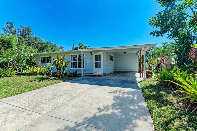 This inviting home offers a comfortable and functional layout - Beach Home for sale in Sarasota, Florida on Beachhouse.com