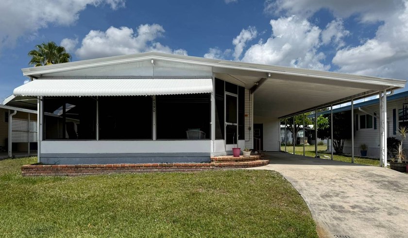 Welcome to 390 Peppertree Lane, a beautifully updated and fully - Beach Home for sale in Ellenton, Florida on Beachhouse.com