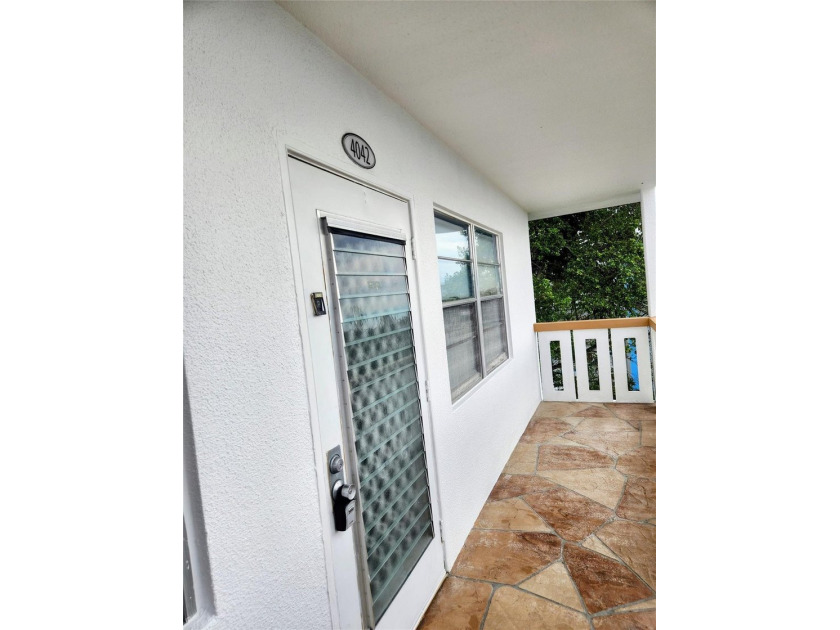 TAKE A LOOK AT THIS RARELY AVAILABLE 1100 SQ FT CORNER TRUE - Beach Condo for sale in Deerfield Beach, Florida on Beachhouse.com