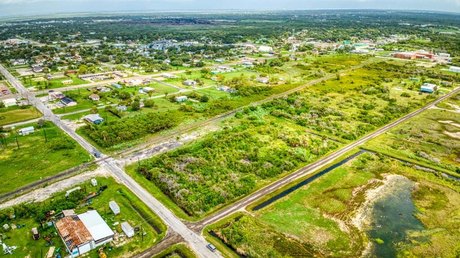 Just a few blocks from S Commercial, you will find this lot - Beach Commercial for sale in Aransas Pass, Texas on Beachhouse.com